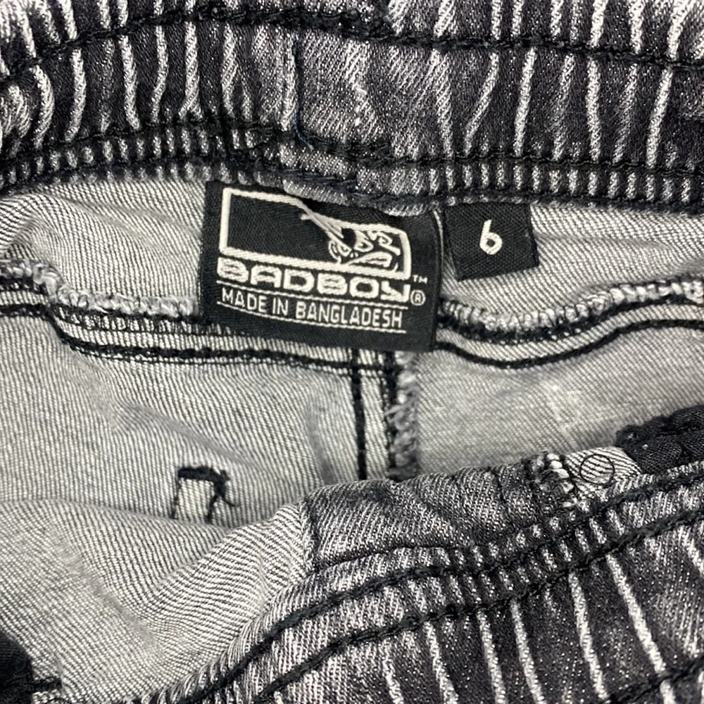 Bad Boy - Boys Denim Shorts with elastic waist - Size 6 - Picture 3 of 3